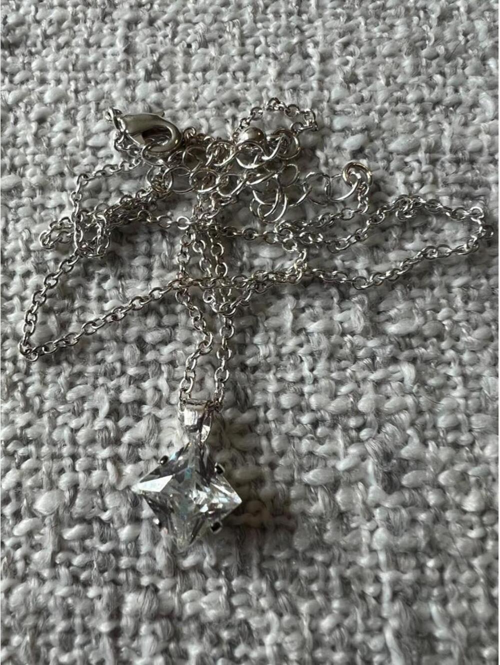 Classic Solitaire Pendant Necklace